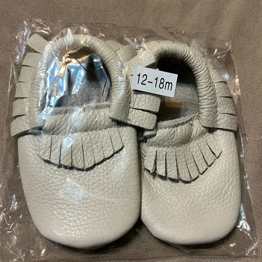 NWOT Gray Moccasins